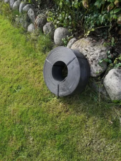 Bedkant 10 meter svart plast