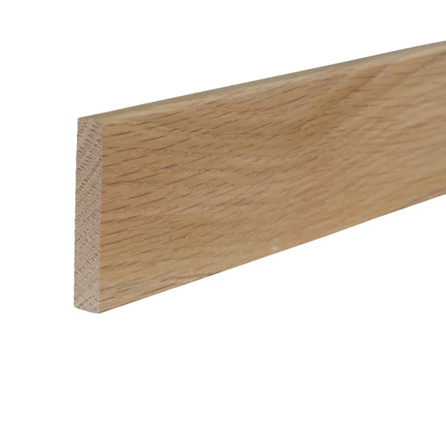 Feielist 9 x 120 mm x 1,0 m lakkert eik