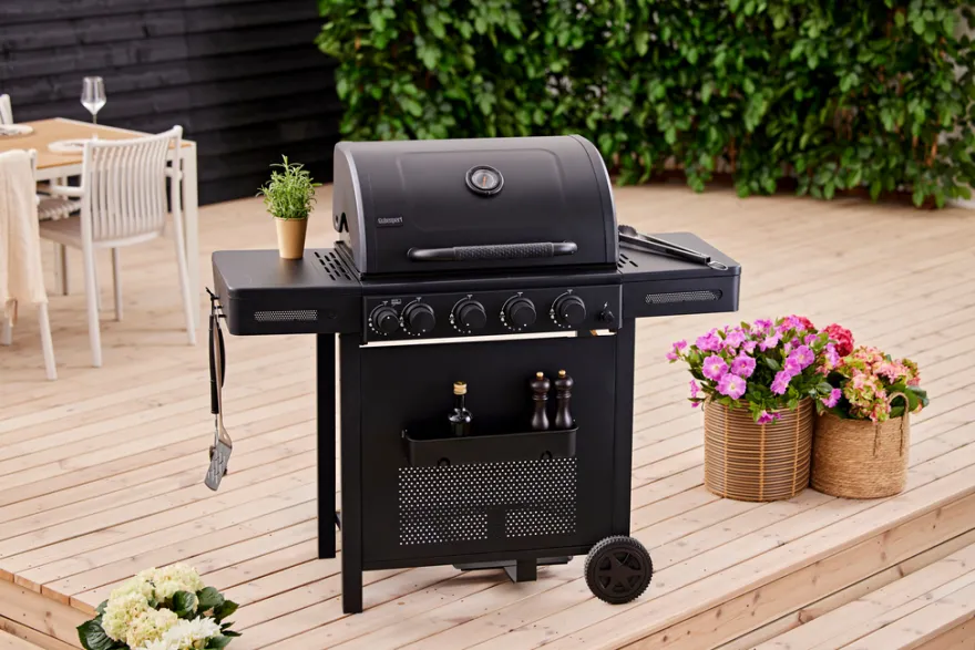Gassgrill med 4 brennere og bakbrenner – Grillexpert