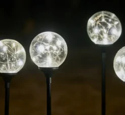 Glasskuler på spyd 50 LED 5-pk.