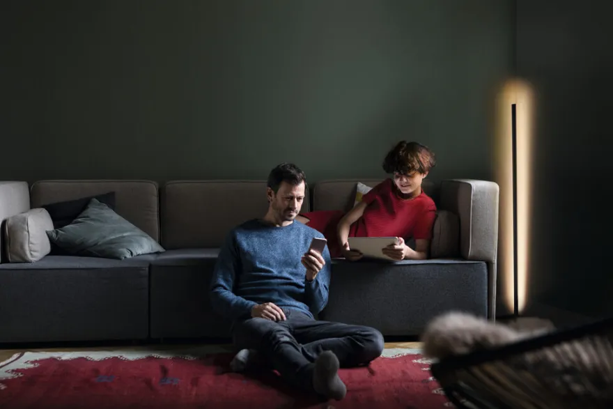 LEDVANCE SMART+ Floor Corner gulvlampe 140 cm RGB+TW