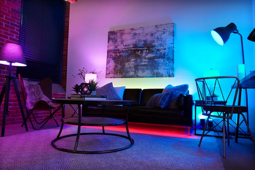 LEDVANCE SMART+ standard pære farget E27 9 W